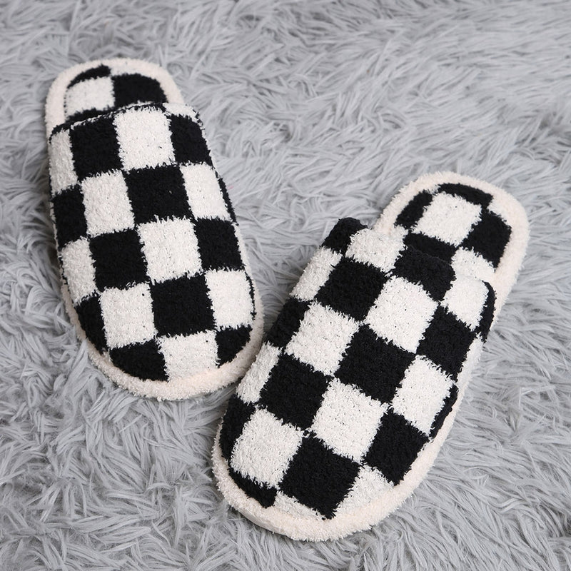 Checkered Slipper - Black