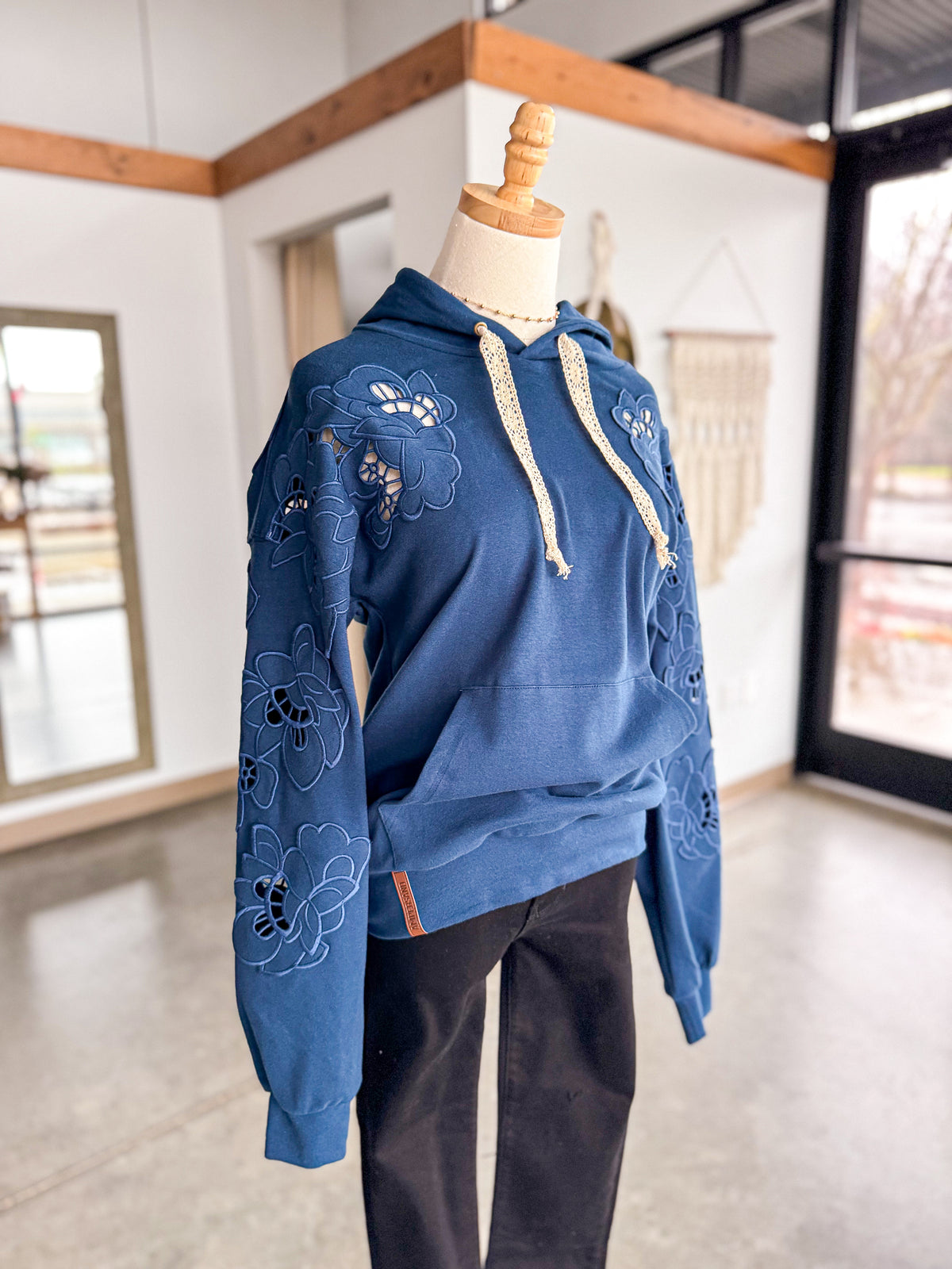 BAILA 5月号 特集:ご機嫌ネイビーご自慢ホワイト Products – Page 6 – BAYABELLE BOUTIQUE